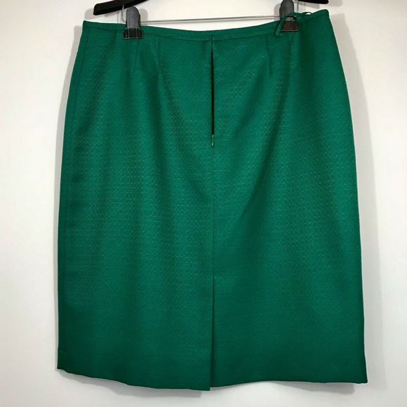 NWOT! LE SUIT TWO PIECE WOMEN’S SUIT - Picture 7 of 8